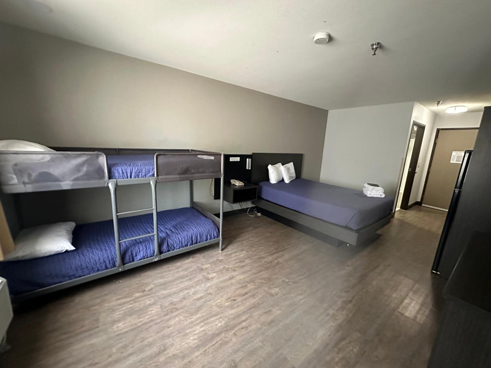 Pinetop Studio Suites Exterior photo
